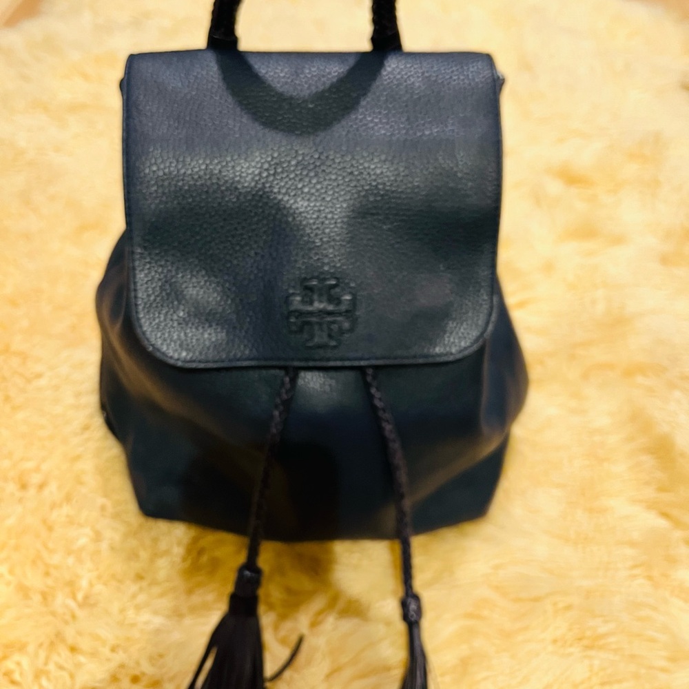 Tory Burch Navy’s Leather Backpack excellent condition